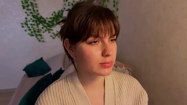 Snapshot of rinamandarina chatting on May 16, 4:28 pm rinamandarina online show from May 16, 4:28 pm