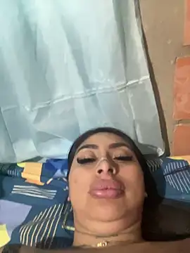 Snapshot of JessikaHoot chatting on July 6, 10:45 pm JessikaHoot online show from July 6, 10:45 pm