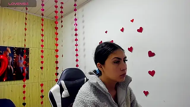 angell cooper8 online show from March 6, 12:12 pm