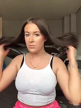 PinkVelvetx online show from April 8, 5:24 pm