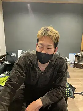 ryuaaaaa online show from April 21, 3:28 pm