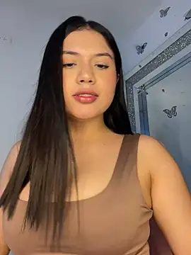 Snapshot of scarleth_marquezz chatting on May 22, 2:30 am scarleth marquezz online show from May 22, 2:30 am