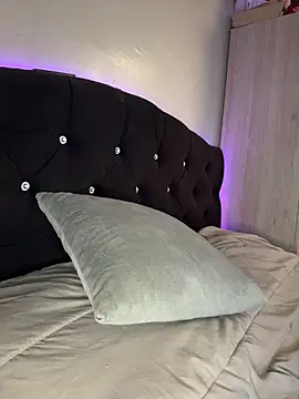 Paulha  miller online show from March 10, 5:07 pm