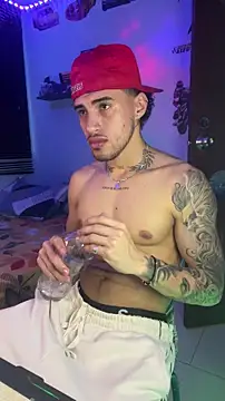 TOMAS CONOR online show from March 2, 9:54 pm