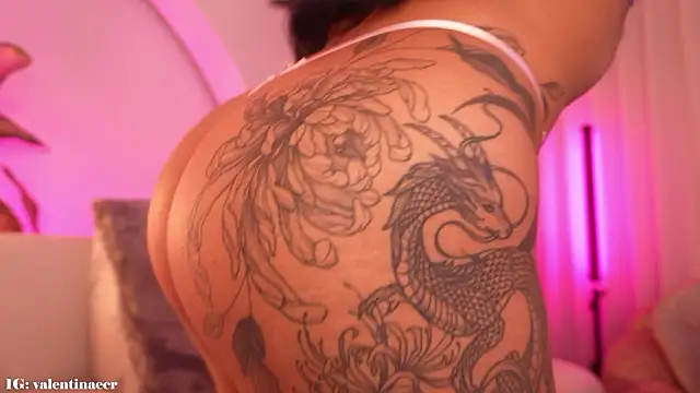 Snapshot of Kali-hill chatting on February 20, 5:04 am Kali-hill online show from February 20, 5:04 am