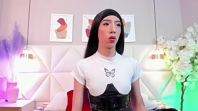 Snapshot of Kitty__444 chatting on February 24, 12:36 pm Kitty 444 online show from February 24, 12:36 pm