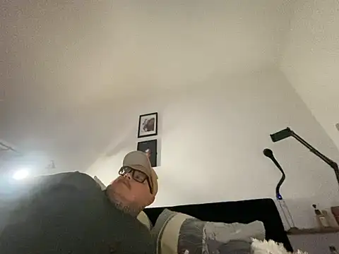 Snapshot of Lust_SpassPaar69 chatting on February 25, 3:38 am Lust SpassPaar69 online show from February 25, 3:38 am