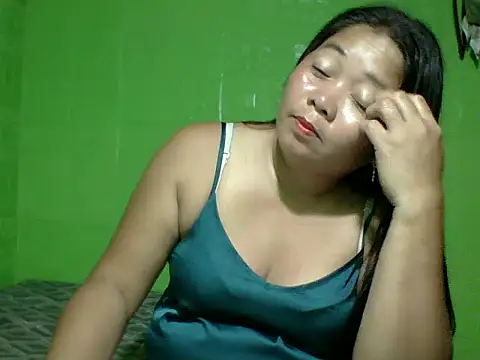 sweetanne19 online show from April 7, 1:33 pm