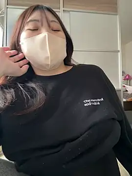 kitty 1019a online show from April 11, 2:05 am