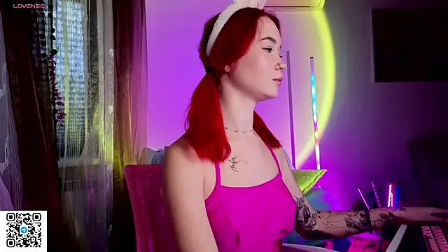 WendyCandy18 online show from March 11, 4:29 am