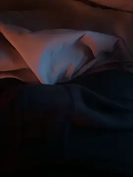 Snapshot of luckkyy88 chatting on March 2, 2:03 am luckkyy88 online show from March 2, 2:03 am