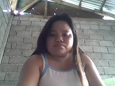 Snapshot of sweetlyn31 chatting on May 19, 12:05 am sweetlyn31 online show from May 19, 12:05 am