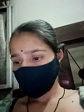 Vandana122 online show from April 1, 3:53 pm