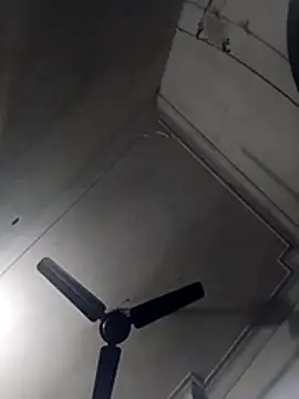 Snapshot of Sexy-Aliya chatting on February 27, 9:37 pm Sexy-Aliya online show from February 27, 9:37 pm