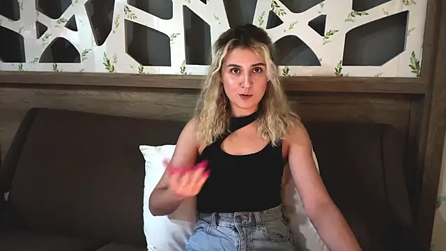 Snapshot of ConcepcionPang chatting on February 23, 12:24 pm ConcepcionPang online show from February 23, 12:24 pm