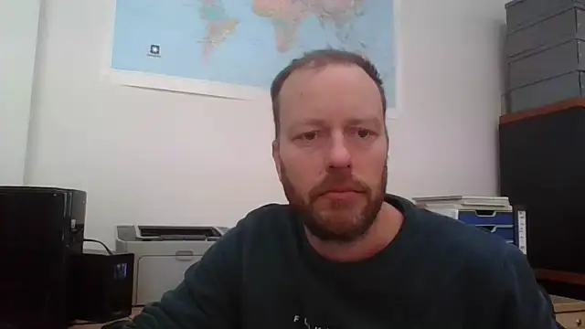 Snapshot of truble78 chatting on March 27, 10:04 am truble78 online show from March 27, 10:04 am