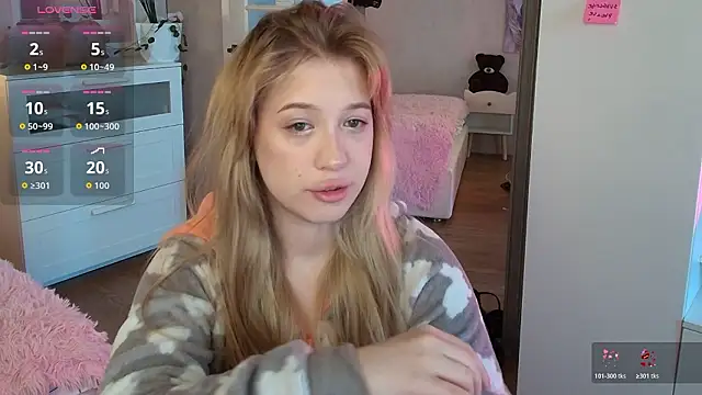 Snapshot of linaloon chatting on February 28, 3:07 am linaloon online show from February 28, 3:07 am