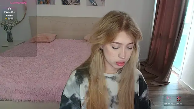 linaloon online show from March 13, 3:13 am