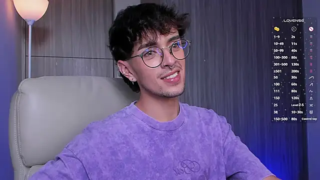 Snapshot of sr_sprinkles chatting on February 20, 7:36 pm sr sprinkles online show from February 20, 7:36 pm