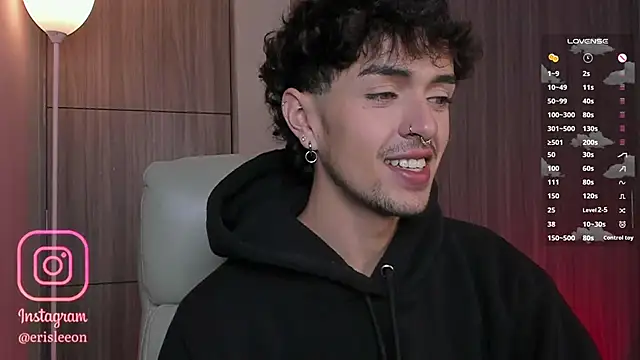 Snapshot of sr_sprinkles chatting on February 22, 11:09 am sr sprinkles online show from February 22, 11:09 am