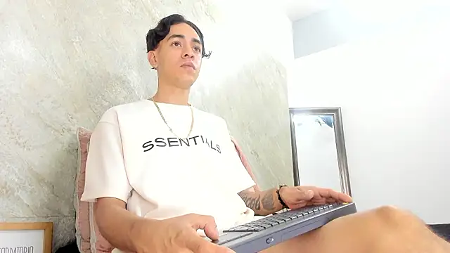 Mick-lollipop online show from March 13, 7:53 pm