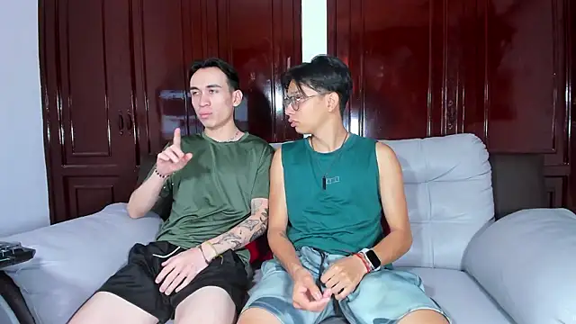 Snapshot of Patrick_ander chatting on March 7, 1:08 pm Patrick ander online show from March 7, 1:08 pm