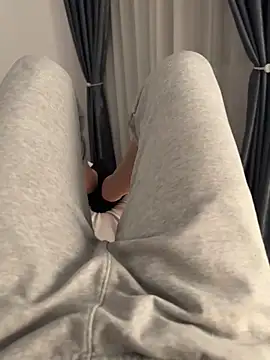 Snapshot of AfterDarkVelvet chatting on February 21, 9:49 pm AfterDarkVelvet online show from February 21, 9:49 pm