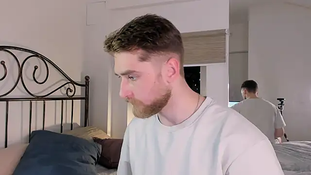 Dexter Raze online show from April 11, 6:51 am