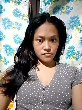 Snapshot of istkhaiii4 chatting on February 24, 9:18 am istkhaiii4 online show from February 24, 9:18 am