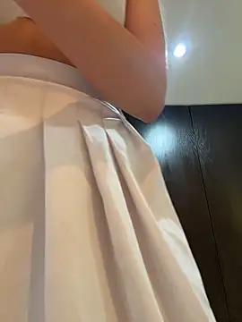 romanovanita online show from March 10, 5:12 am