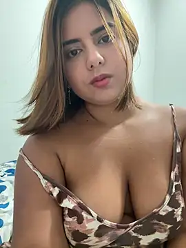 Snapshot of Lilithgomez_ chatting on April 3, 12:36 pm Lilithgomez online show from April 3, 12:36 pm
