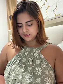 Snapshot of Lilithgomez_ chatting on April 14, 6:03 pm Lilithgomez online show from April 14, 6:03 pm