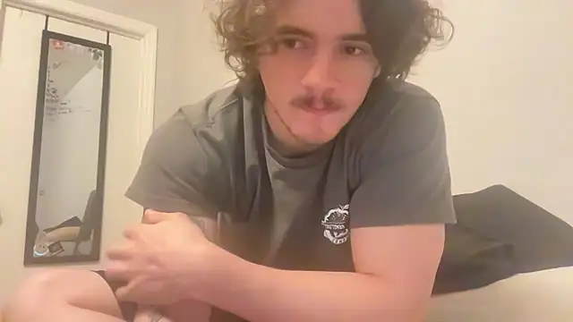 Marz1981zraM online show from April 21, 5:36 am