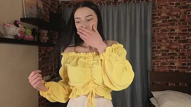 Six Seven7 online show from March 6, 12:12 pm