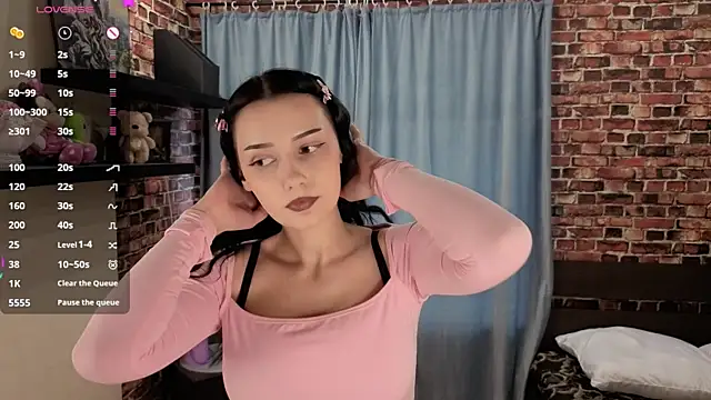 Six Seven7 online show from April 10, 12:21 pm