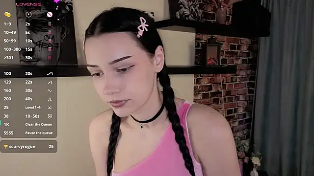 Six Seven7 online show from April 12, 12:10 pm