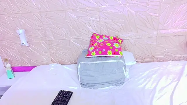 nina bae online show from March 31, 8:42 pm