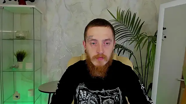 Snapshot of RockyLeen chatting on February 24, 9:35 pm RockyLeen online show from February 24, 9:35 pm