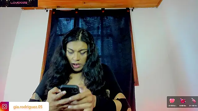 Jess Hoffman online show from March 11, 1:17 pm