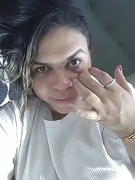Snapshot of mar_coral2 chatting on May 3, 8:48 pm mar coral2 online show from May 3, 8:48 pm