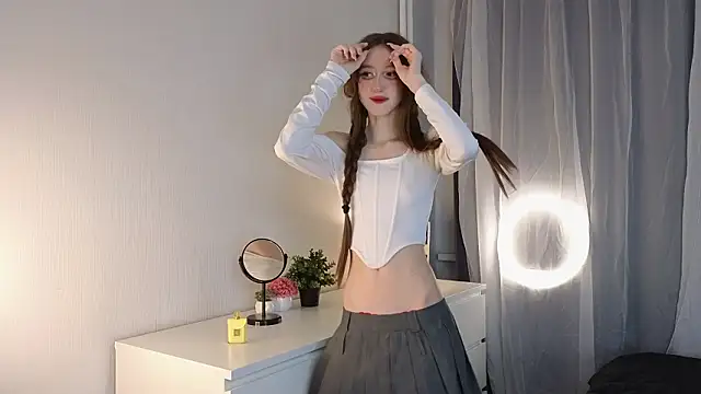 arina waifu online show from March 9, 9:08 pm