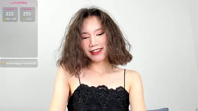 Kiraeko online show from May 20, 2:29 am