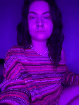 Snapshot of chanelle_dioor chatting on February 23, 7:44 pm chanelle dioor online show from February 23, 7:44 pm