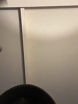 Snapshot of krissycream7 chatting on February 25, 3:21 pm krissycream7 online show from February 25, 3:21 pm