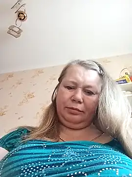 Snapshot of KiraStanton chatting on February 24, 12:36 pm KiraStanton online show from February 24, 12:36 pm