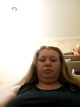 KiraStanton online show from April 3, 6:50 pm