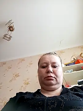 KiraStanton online show from April 8, 12:49 pm