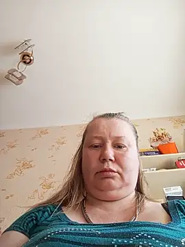 KiraStanton online show from May 31, 12:23 pm