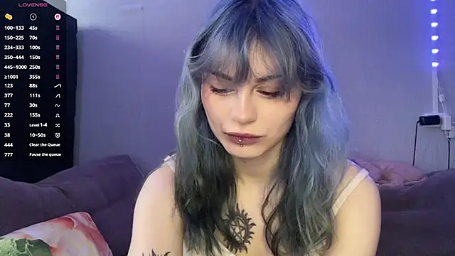 Emmibrilson online show from April 12, 11:48 am