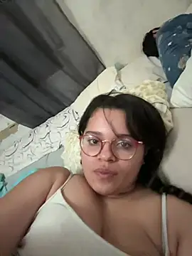 andrea2411 online show from March 1, 10:56 pm